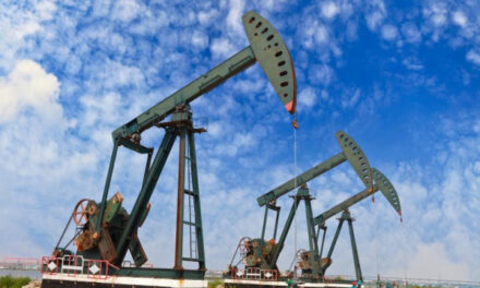 Цены на нефть Brent упали почти на 3% на фоне переговоров Ирана и США