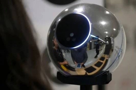 Стартап Альтмана разработал инструмент для проверки AI-агентов