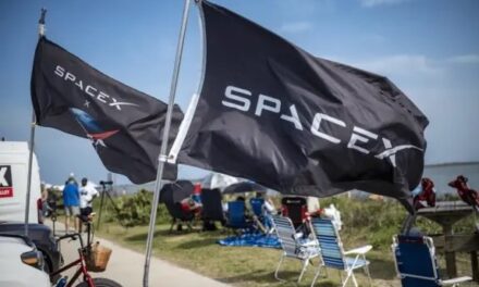 Маск поднял планку оценки SpaceX до 2 трлн