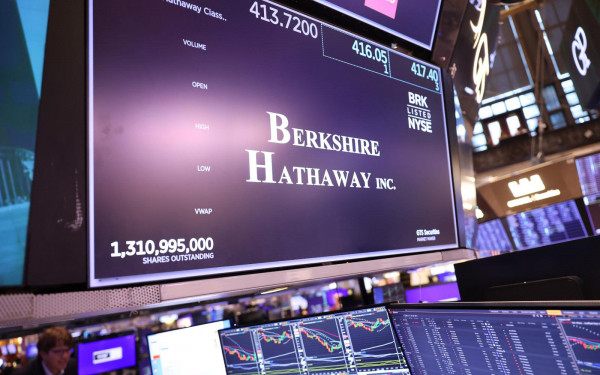 Berkshire показала рост прибыли в первом после ухода Баффетта квартале