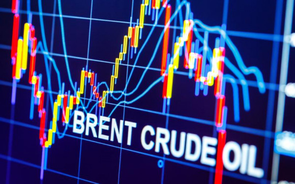 Трейдеры вновь заключили странные сделки с нефтью перед новостью об Иране