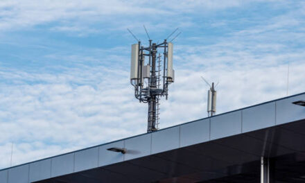 ФАС: операторам связи следует изменить подход к рекламе 5G