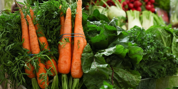 Наценка на социально значимые продукты стала отрицательной