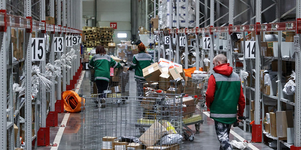 Доля нелегальной продукции в онлайн-торговле составляет 9-10% Доля нелегальной продукции в онлайн-торговле составляет 9-10%