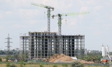 Совокупная выручка крупнейших девелоперов жилья упала на 6%