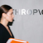В преддверии IPO инвесторы Anthropic оценили стартап в 2 трлн USD