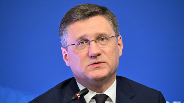 Новак надеется, что ключевая ставка Банка России продолжит снижаться