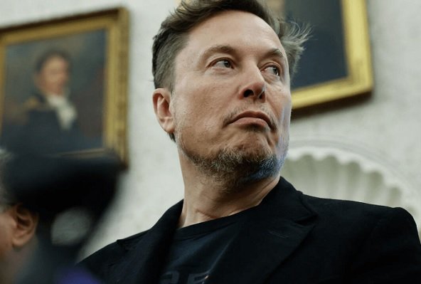 SpaceX инвестирует 2 млрд USD в стартап xAI