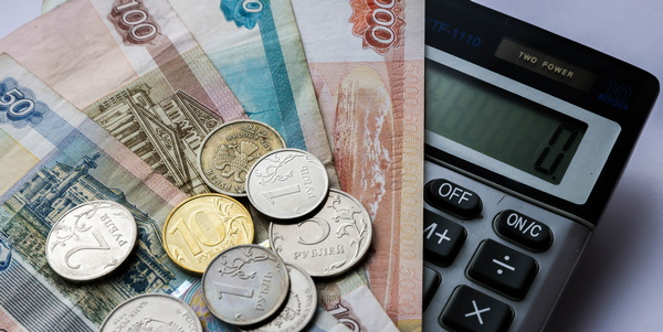 Совокупные расходы регионов выросли за год на 11% 
