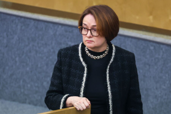 Набиуллина признала, что ЦБ следовало повысить ключевую ставку еще весной 