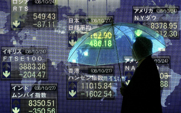 
                    Фондовый рынок Японии рекордно рухнул более чем на 10%

                