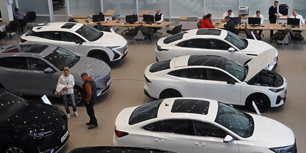 Продажи новых авто в 2026 году в РФ вырастут до 1,5 млн штук Продажи новых авто в 2026 году в РФ вырастут до 1,5 млн штук