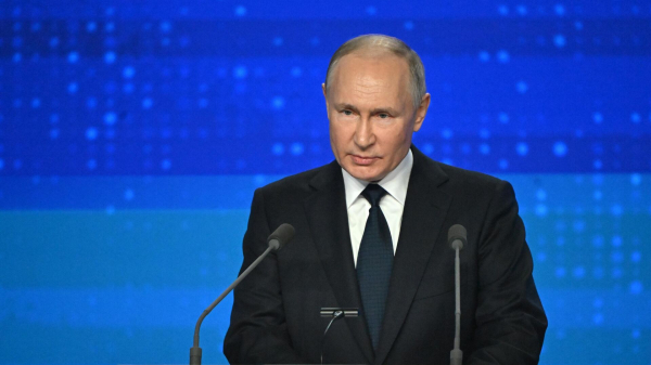 Путин продлил запрет на покупку акций нерезидентов без разрешения ЦБ до 2025 г